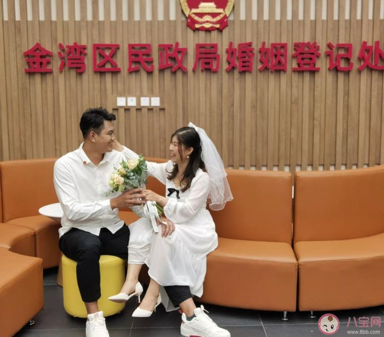 结婚登记须提供户口簿被指违背婚姻自由 如何看待结婚登记要户口簿