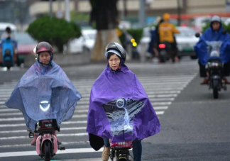 南方气温将再下一个台阶 气温降低了该怎么保暖